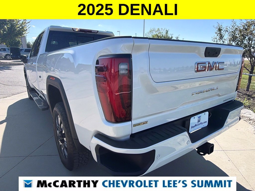 Used 2025 GMC Sierra 3500 Denali AWD/4WD image 13