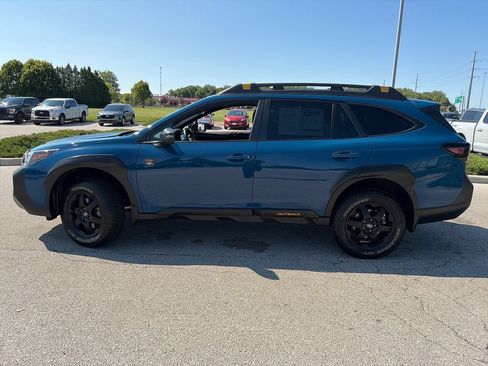 Used 2025 Subaru Outback Wilderness AWD/4WD image 4