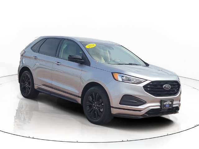 Used 2024 Ford Edge SE w/ Black Appearance Package AWD/4WD image 3