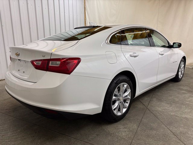 Used 2023 Chevrolet Malibu LT FWD image 5