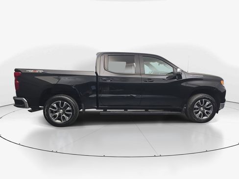 Used 2023 Chevrolet Silverado 1500 LT AWD/4WD image 8