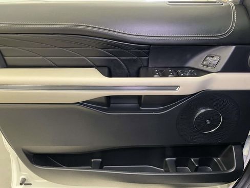 Used 2020 Ford Expedition Max Platinum image 37