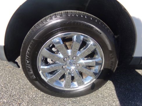 Used 2010 Ford Edge Limited image 13