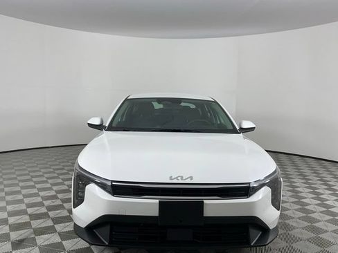 Used 2025 Kia K4 FWD image 2