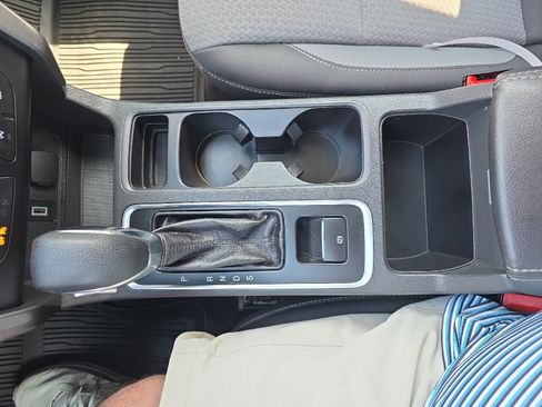 Used 2018 Ford Escape SE w/ SE Sync 3 Package image 33