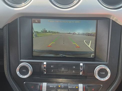 Used 2015 Ford Mustang Premium RWD image 29