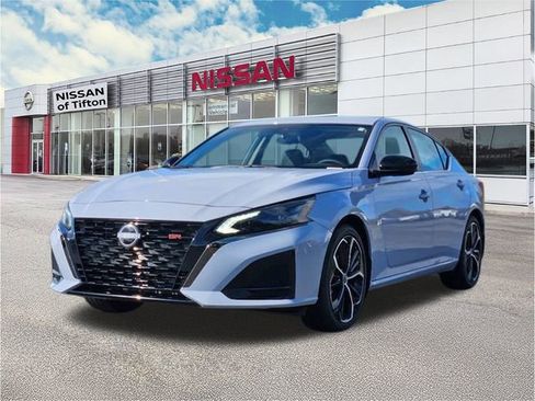 New 2025 Nissan Altima 2.5 SR FWD image 3