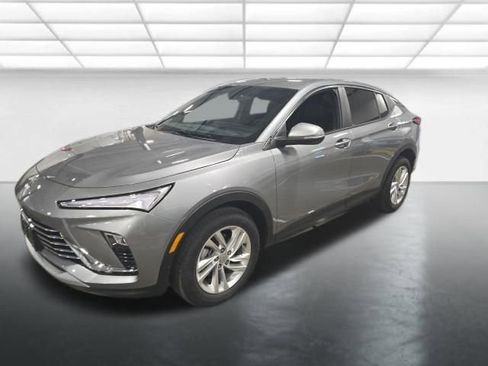 Used 2024 Buick Envista Preferred w/ Convenience I Package image 9