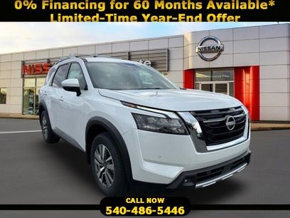 New 2025 Nissan Pathfinder SL