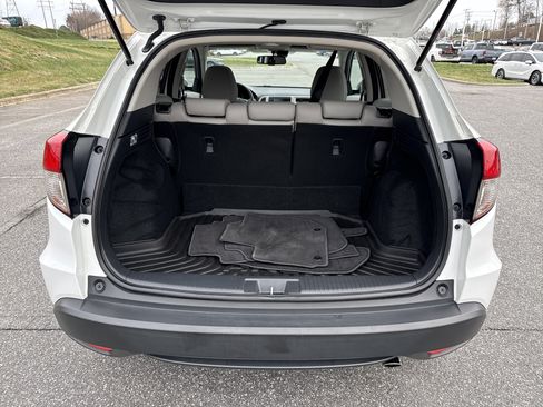 Used 2021 Honda HR-V EX-L image 33