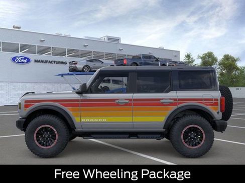 New 2026 Ford Bronco Big Bend w/ Sasquatch Package image 3