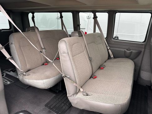 Used 2020 Chevrolet Express 3500 LT w/ LT Preferred Equipment Group image 12