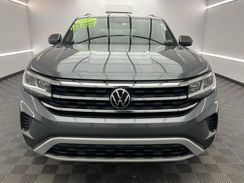Used 2022 Volkswagen Atlas Cross Sport SE image 2