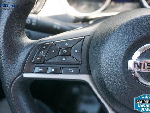 Used 2018 Nissan Rogue S AWD/4WD image 37