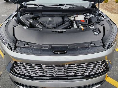 New 2026 Buick Enclave Avenir w/ Super Cruise Package image 3