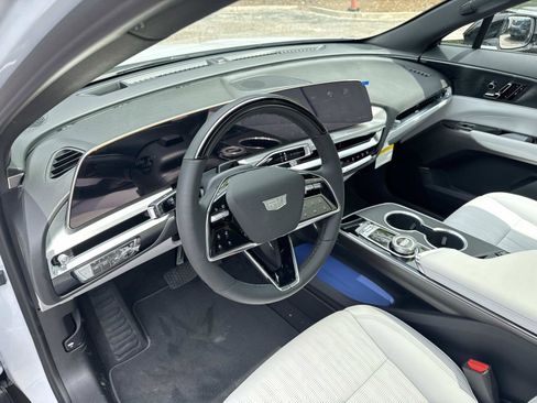 New 2026 Cadillac Lyriq Sport RWD image 21
