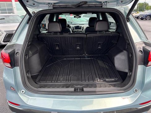 Used 2022 Chevrolet Equinox RS w/ Infotainment Package FWD image 7