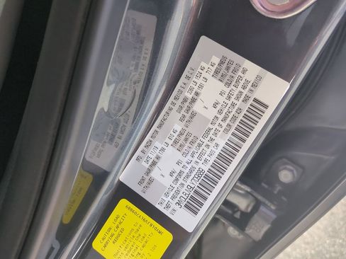 Used 2020 Toyota Yaris LE image 37