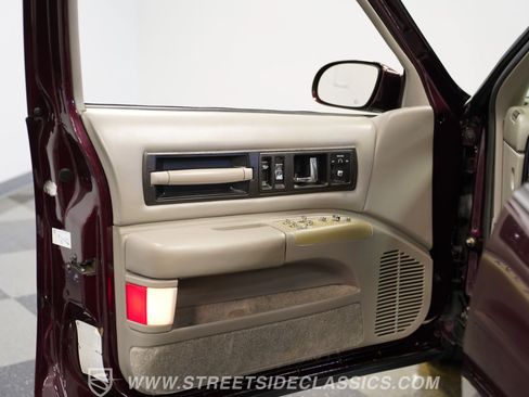 Used 1996 Chevrolet Impala SS RWD image 38