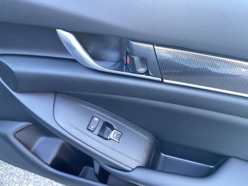 Certified 2022 Honda Accord Sport image 35