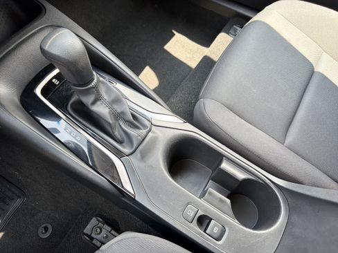Used 2024 Toyota Corolla LE FWD image 19
