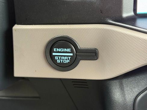 Used 2022 Ford Bronco Wildtrak AWD/4WD image 25