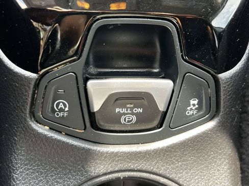Used 2020 Jeep Compass Limited w/ Luxury Seat Group AWD/4WD image 31