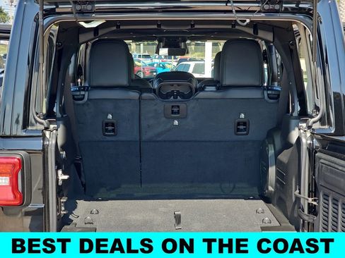 New 2026 Jeep Wrangler Unlimited Rubicon image 13