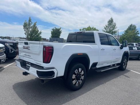 Used 2025 GMC Sierra 2500 Denali AWD/4WD image 7