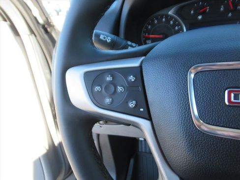 Used 2023 GMC Terrain SLT w/ LPO, Floor Liner Package image 18