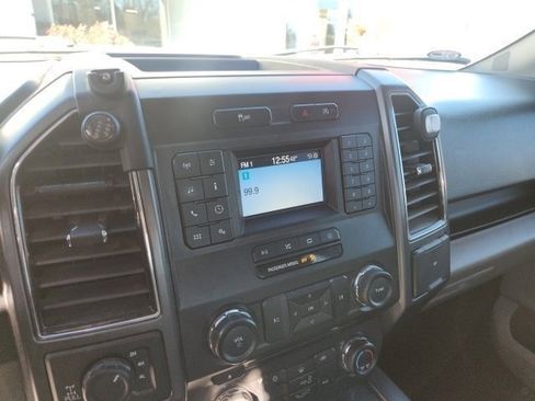 Used 2018 Ford F150 XLT w/ Equipment Group 301A Mid image 4