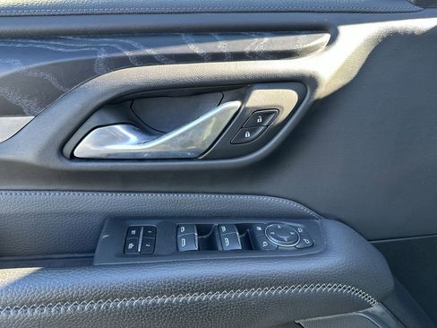 Certified 2022 GMC Yukon XL Denali image 13