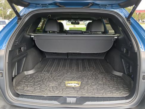 Used 2023 Subaru Outback Wilderness AWD/4WD image 9