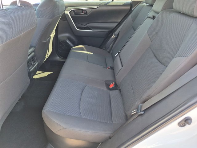 Used 2022 Toyota RAV4 LE AWD/4WD image 24