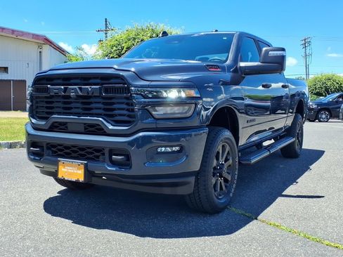 Certified 2025 RAM 2500 Big Horn AWD/4WD image 3