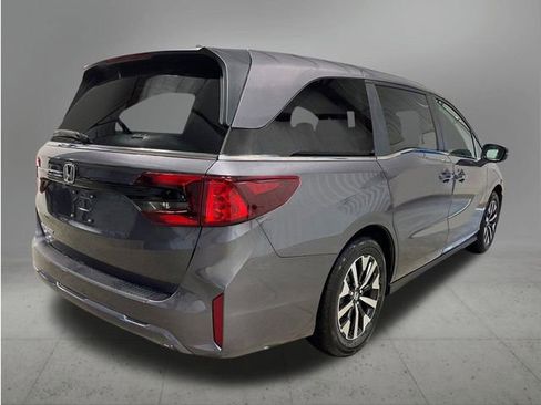 New 2026 Honda Odyssey EX-L image 6