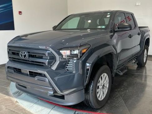 Used 2024 Toyota Tacoma SR AWD/4WD image 2