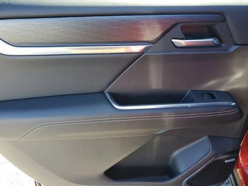 New 2025 GMC Acadia Elevation image 15