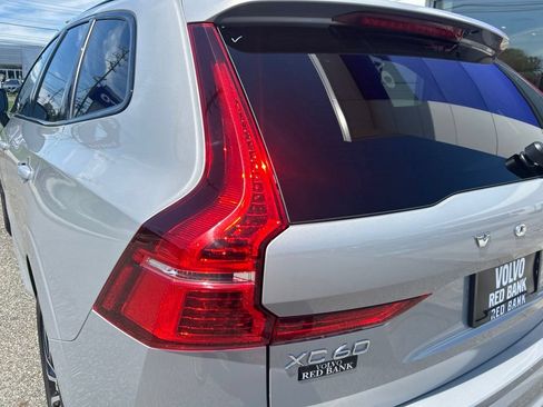 Used 2025 Volvo XC60 B5 Plus w/ Climate Package AWD/4WD image 10