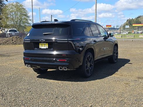 New 2026 Chevrolet Traverse RS image 2