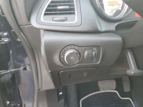 Used 2019 Buick Cascada Premium image 26