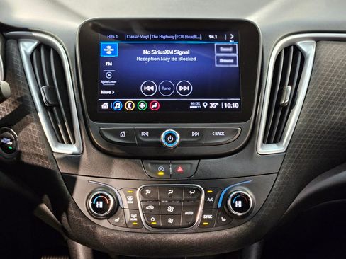 Used 2023 Chevrolet Malibu LT image 16