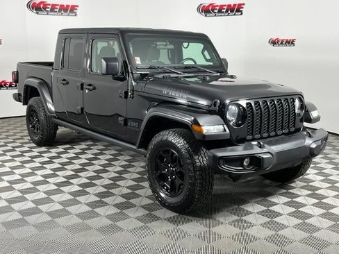 Used 2021 Jeep Gladiator Sport AWD/4WD image 2