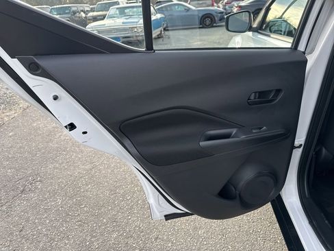 Used 2023 Nissan Kicks S image 24