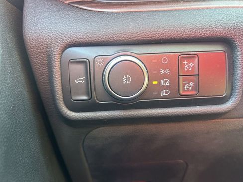 Used 2020 Ford Explorer Limited w/ Class III Trailer Tow Package image 38