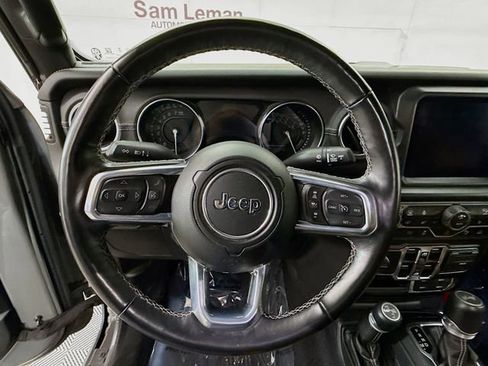 Used 2021 Jeep Wrangler Unlimited Sahara w/ Cold Weather Group image 11