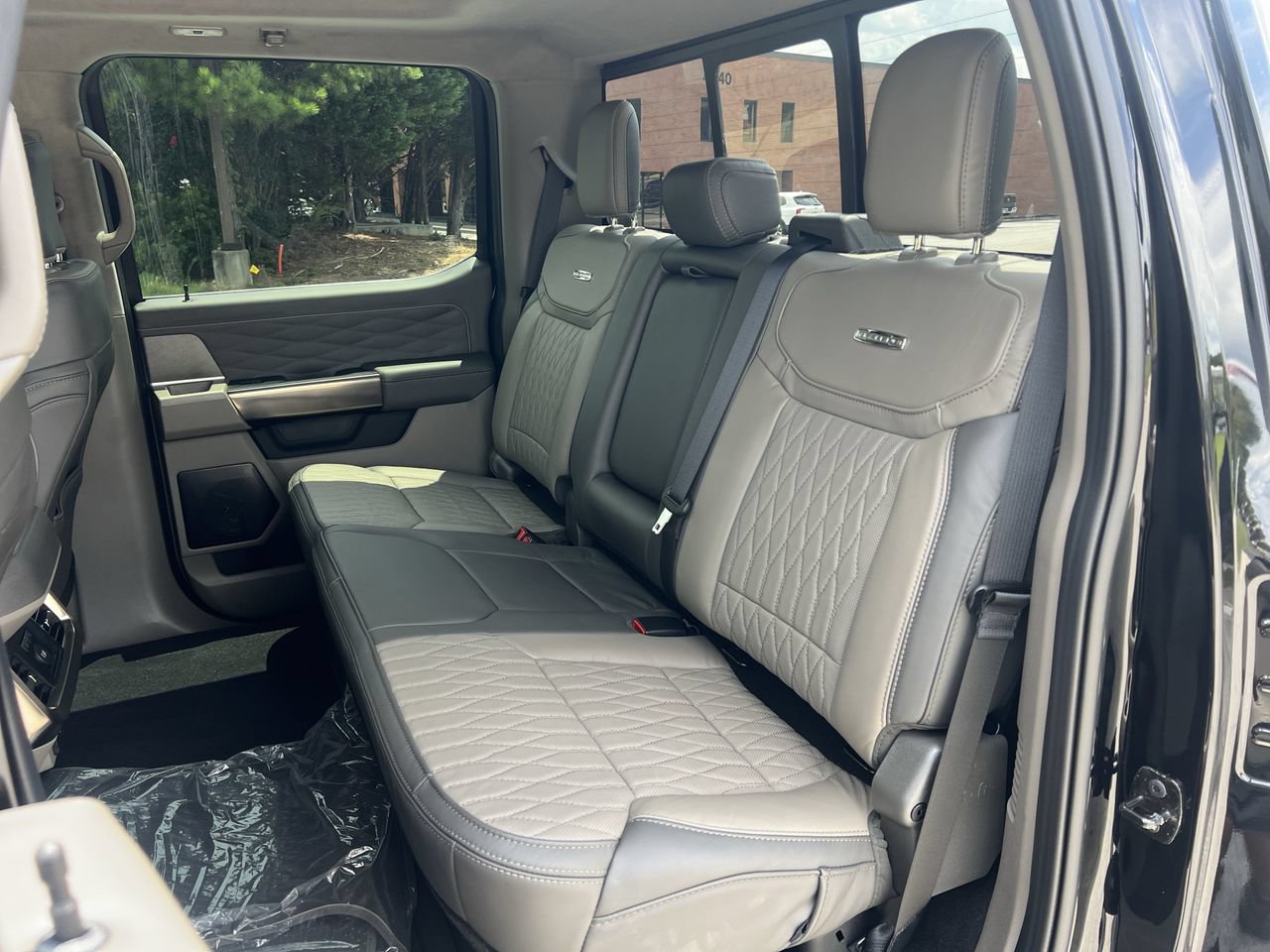 New 2026 Ford F250 Platinum w/ Platinum Plus Package AWD/4WD image 20