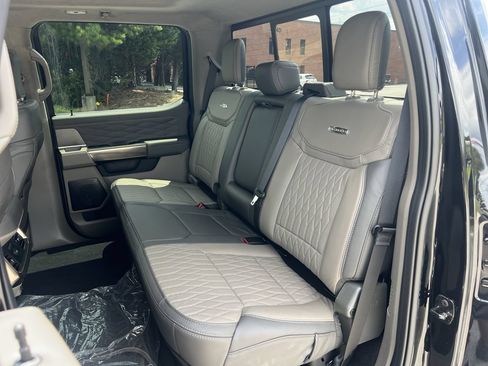 New 2026 Ford F250 Platinum w/ Platinum Plus Package AWD/4WD image 20
