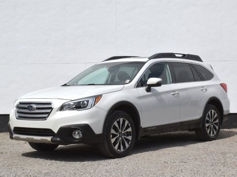 Used 2017 Subaru Outback 3.6R Limited AWD/4WD image 8