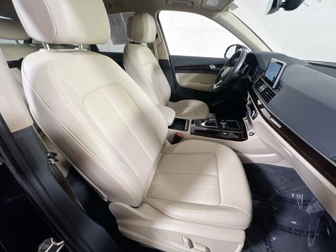 Used 2018 Audi Q5 2.0T Premium Plus w/ Premium Plus Package image 29